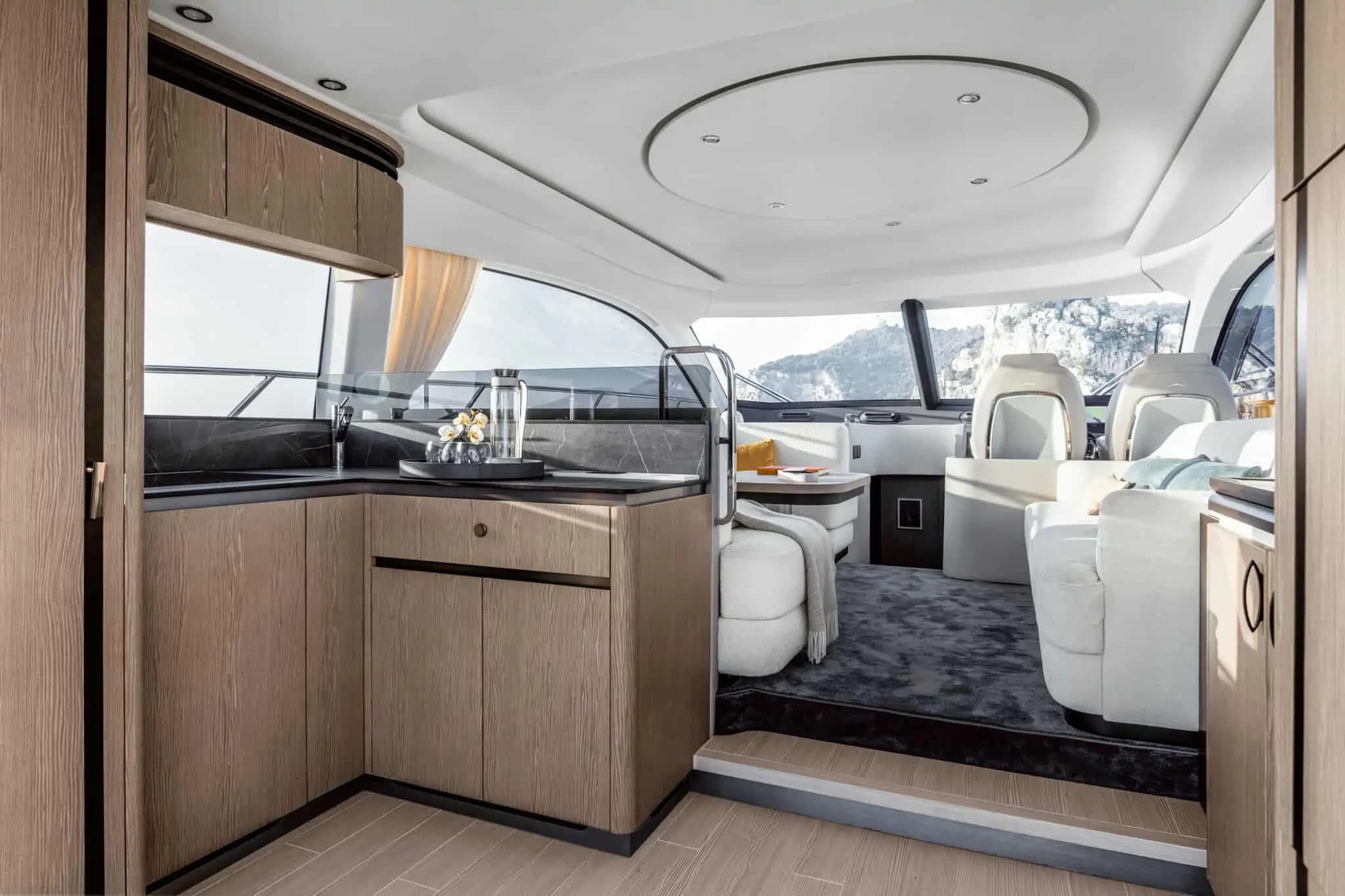 Azimut Fly 53 — photograph 2