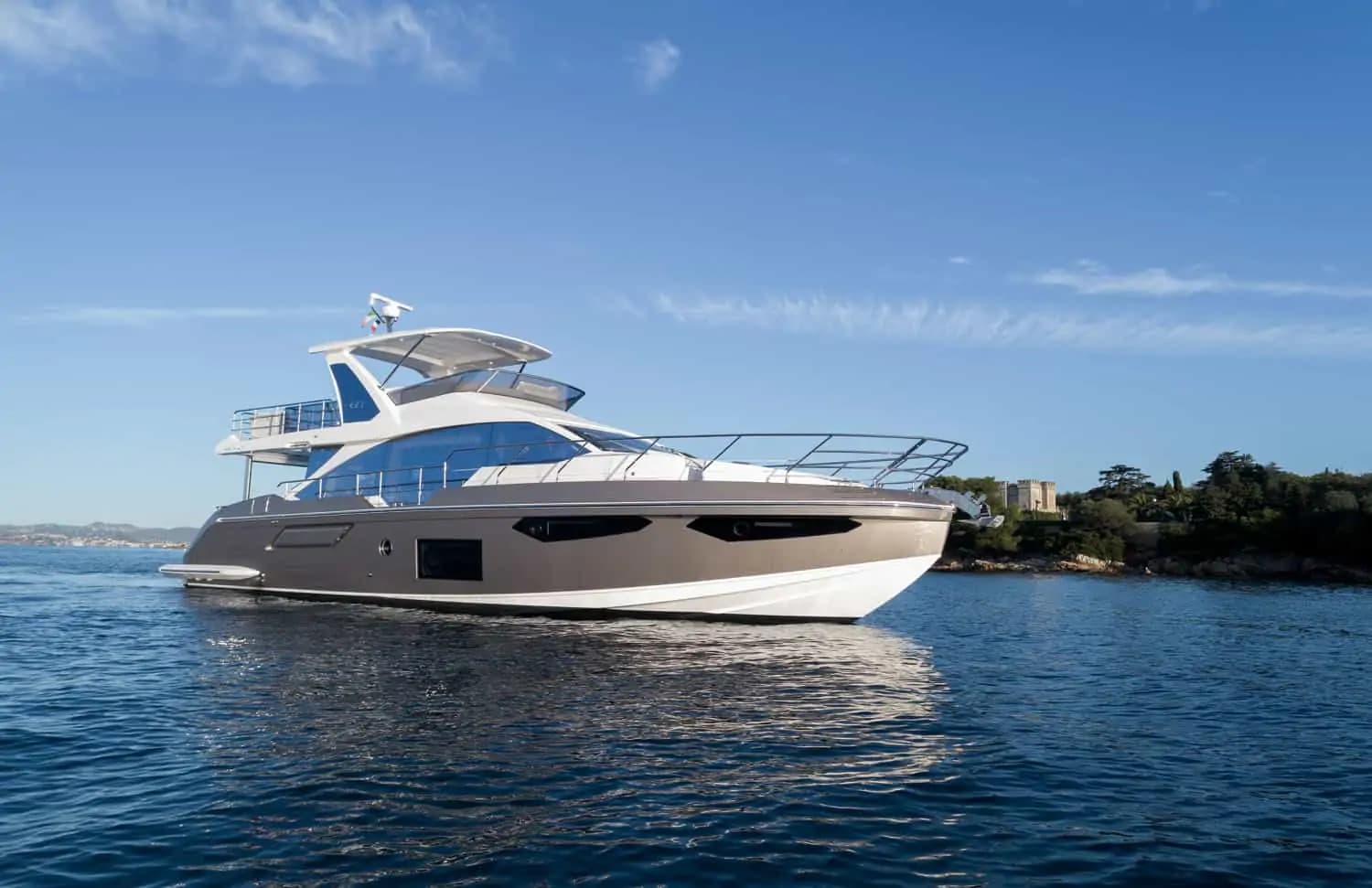Azimut Fly 60 — photograph 2