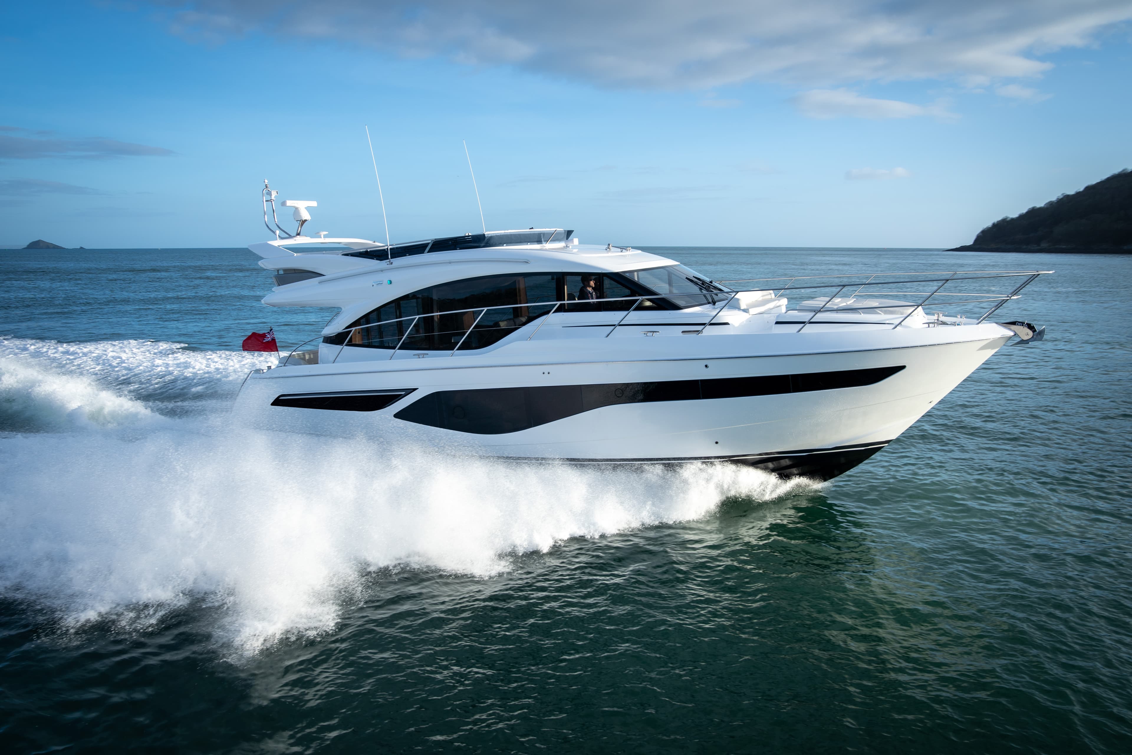Princess F55 — photograph 3