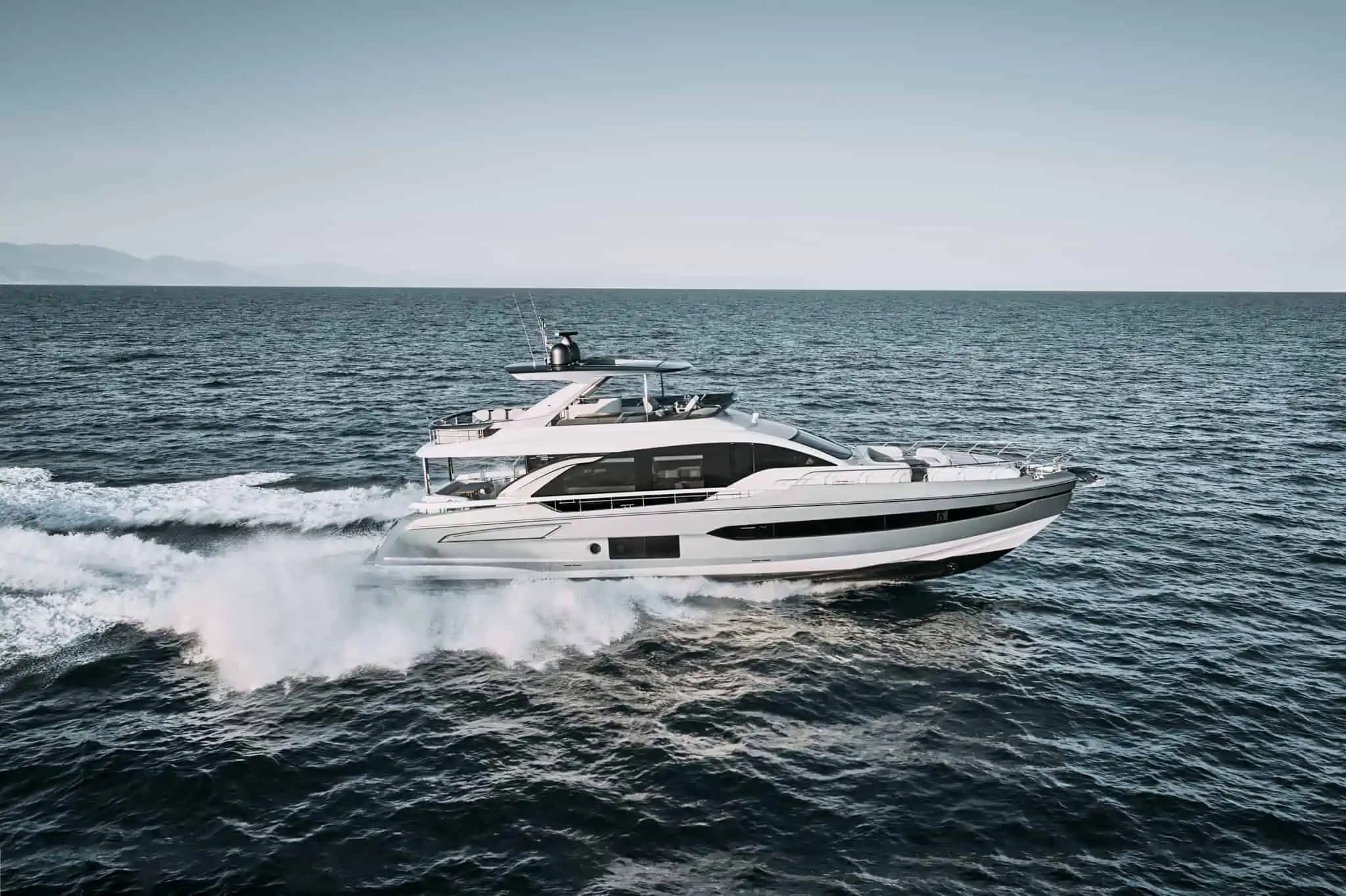 Azimut Fly 78