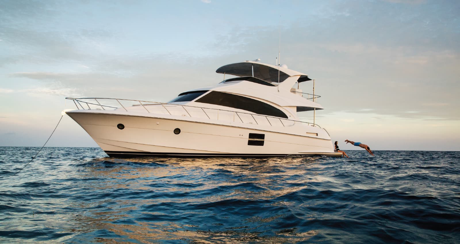 Hatteras M60 — photograph 2